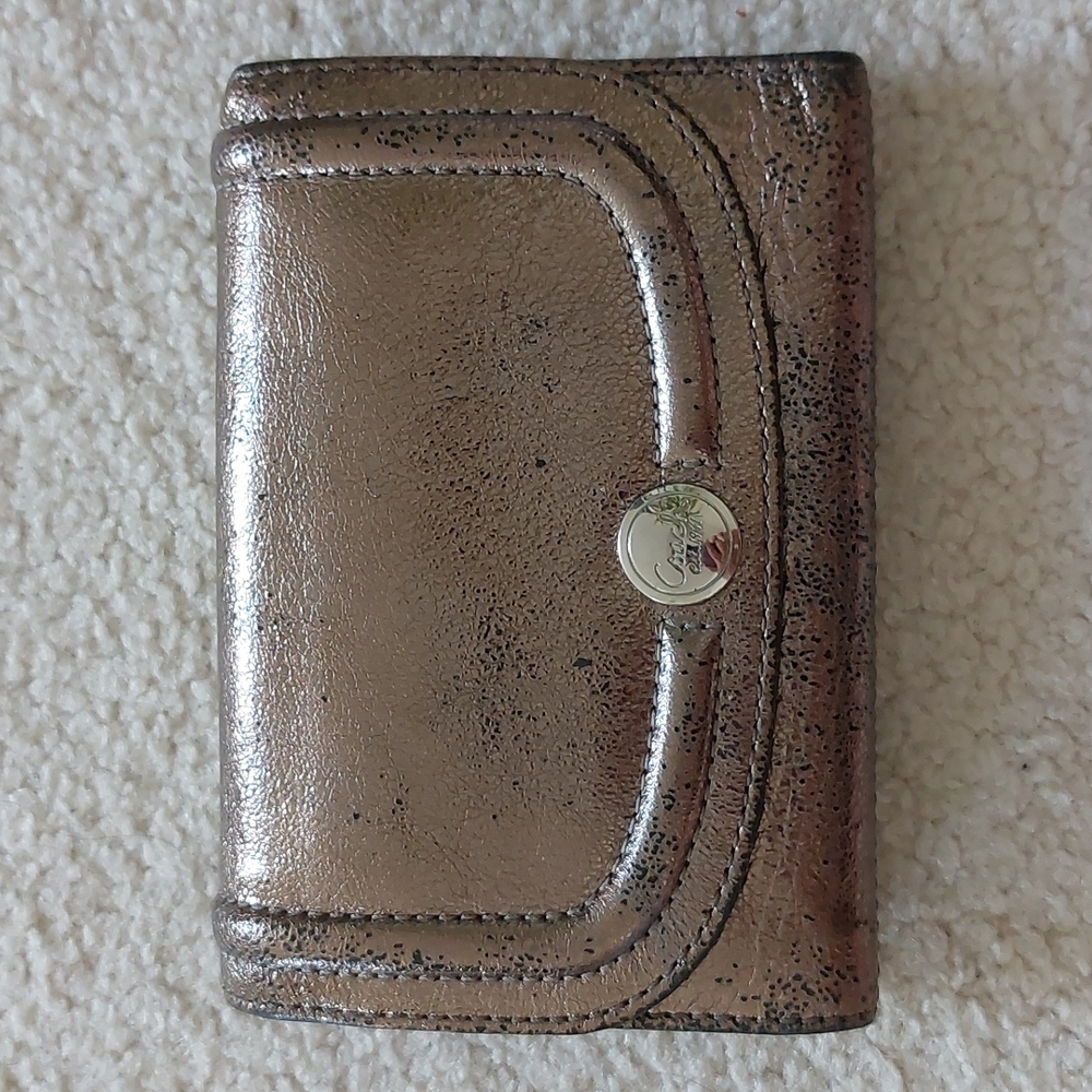 COACH Distressed Leather Gold / Rosegold Small Trifold Wallet